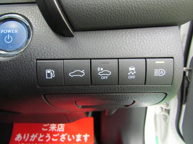 カムリ Ｇレザーパッケージ　ＴＳＳ　ムーンルーフ　モデエアロ　８インチＳＤナビ　ブルーレイ　Ｂｌｕｅｔｏｏｔｈ　バックカメラ　ＥＴＣ　スマートキー　オートライト　ＬＥＤヘッド　フォグ　レザーシート　シートヒーター　Ｐシート（24枚目）