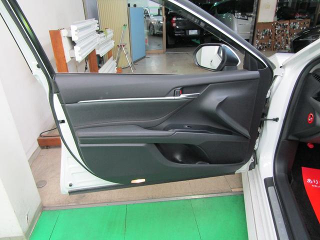 カムリ Ｇレザーパッケージ　ＴＳＳ　ムーンルーフ　モデエアロ　８インチＳＤナビ　ブルーレイ　Ｂｌｕｅｔｏｏｔｈ　バックカメラ　ＥＴＣ　スマートキー　オートライト　ＬＥＤヘッド　フォグ　レザーシート　シートヒーター　Ｐシート（37枚目）