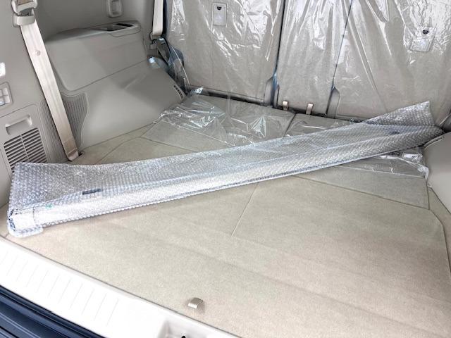 ランドクルーザー ZX JBL 後席M 電動Rデフ クルBOX 空気圧 寒冷地 ITSコネクト MODELLISTAエアロ MOPルーフレール トノカバー 純正フロアマット BSM HUD HDMI AppleCarplay(20枚目)