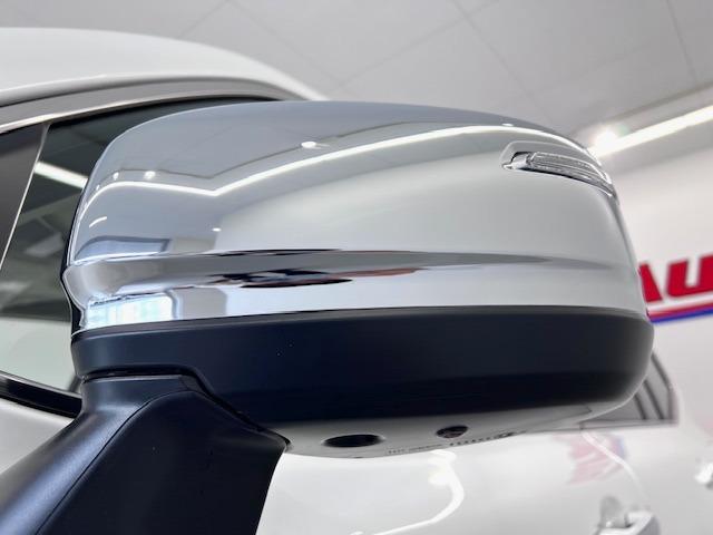 ランドクルーザー ZX JBL 後席M 電動Rデフ クルBOX 空気圧 寒冷地 ITSコネクト MODELLISTAエアロ MOPルーフレール トノカバー 純正フロアマット BSM HUD HDMI AppleCarplay(71枚目)