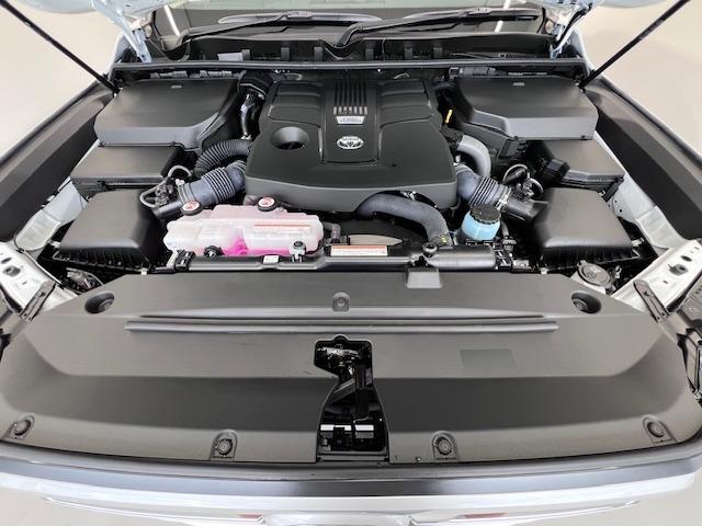 ランドクルーザー ZX JBL 後席M 電動Rデフ クルBOX 空気圧 寒冷地 ITSコネクト MODELLISTAエアロ MOPルーフレール トノカバー 純正フロアマット BSM HUD HDMI AppleCarplay(80枚目)