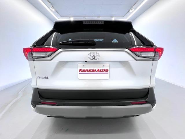 RAV4 G Zパッケージ 10.5DA 全周囲モニター パノラマルーフ MODELLISTAエアロ デジタルミラー BSM HDMI入力端子 電動バックドア 純正前後ドラレコ 19インチAW シートヒータークーラー 純正マット(3枚目)