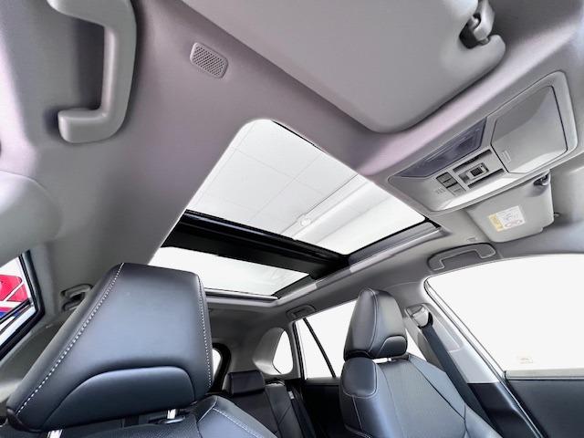 RAV4 G Zパッケージ 10.5DA 全周囲モニター パノラマルーフ MODELLISTAエアロ デジタルミラー BSM HDMI入力端子 電動バックドア 純正前後ドラレコ 19インチAW シートヒータークーラー 純正マット(15枚目)