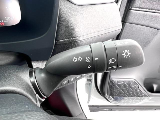 RAV4 G Zパッケージ 10.5DA 全周囲モニター パノラマルーフ MODELLISTAエアロ デジタルミラー BSM HDMI入力端子 電動バックドア 純正前後ドラレコ 19インチAW シートヒータークーラー 純正マット(21枚目)