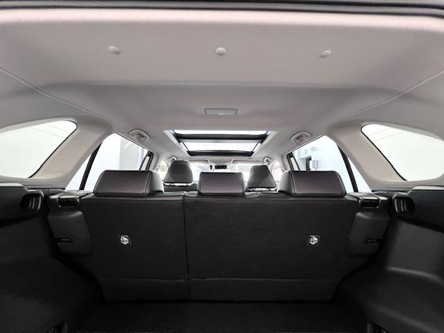 RAV4 G Zパッケージ 10.5DA 全周囲モニター パノラマルーフ MODELLISTAエアロ デジタルミラー BSM HDMI入力端子 電動バックドア 純正前後ドラレコ 19インチAW シートヒータークーラー 純正マット(41枚目)