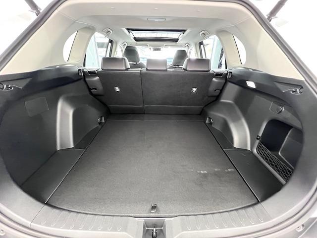 RAV4 G Zパッケージ 10.5DA 全周囲モニター パノラマルーフ MODELLISTAエアロ デジタルミラー BSM HDMI入力端子 電動バックドア 純正前後ドラレコ 19インチAW シートヒータークーラー 純正マット(42枚目)