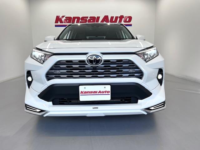 RAV4 G Zパッケージ 10.5DA 全周囲モニター パノラマルーフ MODELLISTAエアロ デジタルミラー BSM HDMI入力端子 電動バックドア 純正前後ドラレコ 19インチAW シートヒータークーラー 純正マット(45枚目)