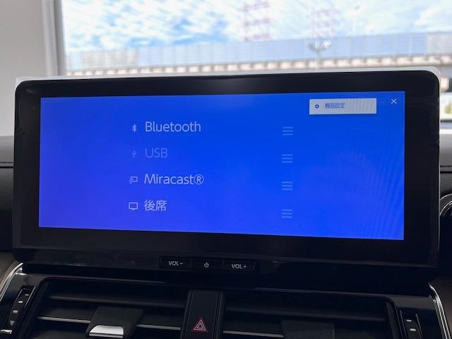 ランドクルーザー ＺＸ　ＪＢＬ　リヤエンター　電動リヤデフ　クールＢＯＸ　寒冷地仕様　空気圧センサ　ＩＴＳコネクト　トノカバー　ＭＯＰルーフレール　ＭＯＤＥＬＬＩＳＴＡエアロ・リヤスポイラー　純正ドアバイザー　マイナーモデル（10枚目）