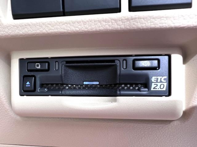 ランドクルーザー ＺＸ　ＪＢＬ　リヤエンター　電動リヤデフ　クールＢＯＸ　寒冷地仕様　空気圧センサ　ＩＴＳコネクト　トノカバー　ＭＯＰルーフレール　ＭＯＤＥＬＬＩＳＴＡエアロ・リヤスポイラー　純正ドアバイザー　マイナーモデル（27枚目）