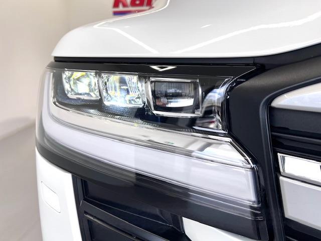 ランドクルーザー ＺＸ　ＪＢＬ　リヤエンター　電動リヤデフ　クールＢＯＸ　寒冷地仕様　空気圧センサ　ＩＴＳコネクト　トノカバー　ＭＯＰルーフレール　ＭＯＤＥＬＬＩＳＴＡエアロ・リヤスポイラー　純正ドアバイザー　マイナーモデル（55枚目）