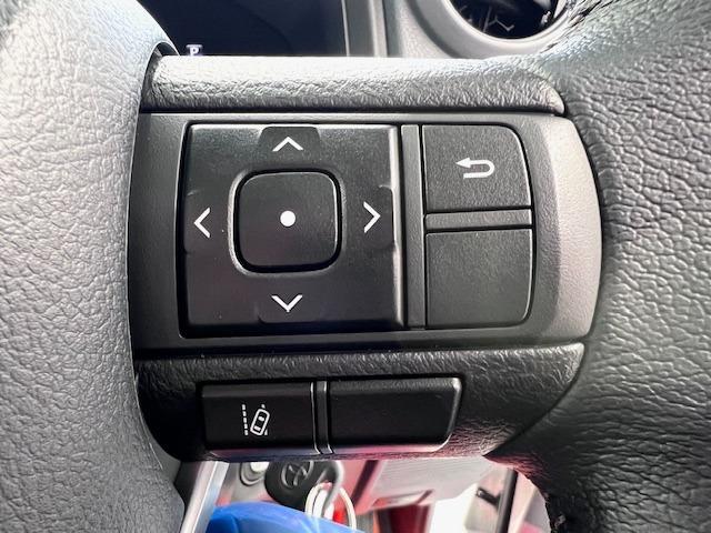 ランドクルーザー７０ ＡＸ　登録済未使用車　純正７型ナビ　バックモニター　ＵＳＢ接続　バックモニター付防眩ミラー　デフロック　オートマチックハイビーム　ＬＥＤヘッドライト　パワーヒーター　衝突軽減ブレーキ（18枚目）