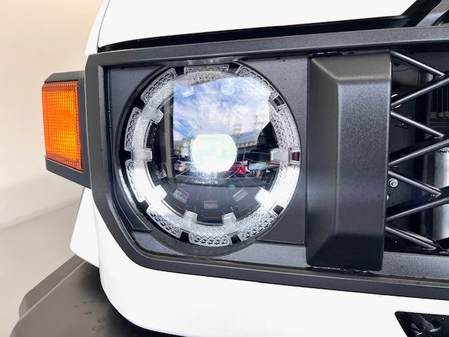 ランドクルーザー７０ ＡＸ　登録済未使用車　純正７型ナビ　バックモニター　ＵＳＢ接続　バックモニター付防眩ミラー　デフロック　オートマチックハイビーム　ＬＥＤヘッドライト　パワーヒーター　衝突軽減ブレーキ（38枚目）