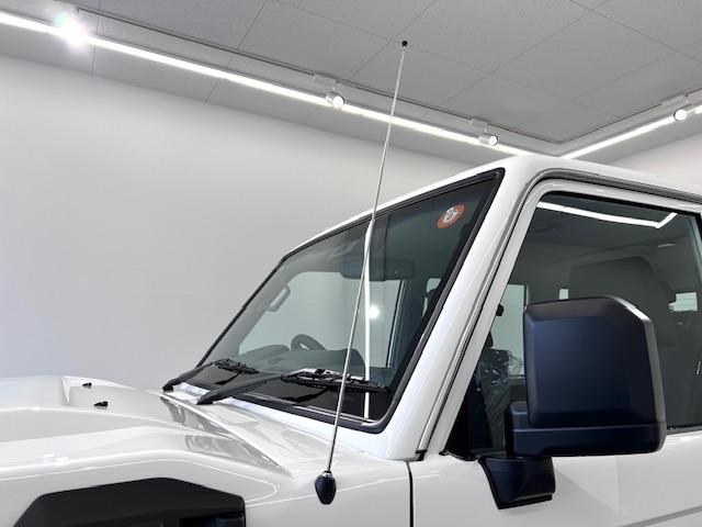 ランドクルーザー７０ ＡＸ　登録済未使用車　純正７型ナビ　バックモニター　ＵＳＢ接続　バックモニター付防眩ミラー　デフロック　オートマチックハイビーム　ＬＥＤヘッドライト　パワーヒーター　衝突軽減ブレーキ（50枚目）