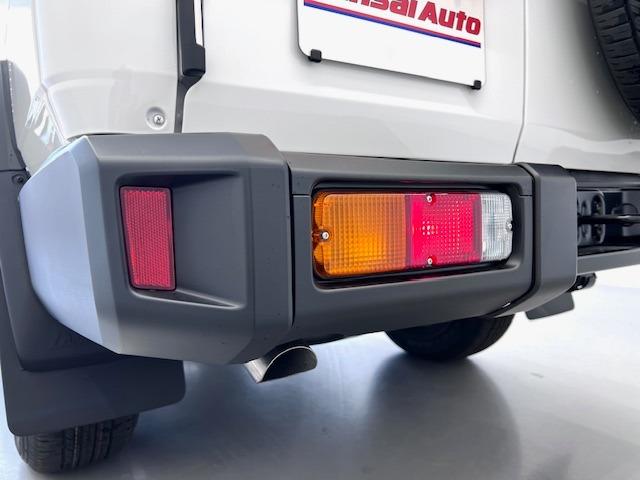 ランドクルーザー７０ ＡＸ　登録済未使用車　純正７型ナビ　バックモニター　ＵＳＢ接続　バックモニター付防眩ミラー　デフロック　オートマチックハイビーム　ＬＥＤヘッドライト　パワーヒーター　衝突軽減ブレーキ（51枚目）