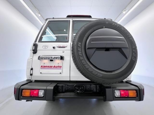 ランドクルーザー７０ ＡＸ　登録済未使用車　純正７型ナビ　バックモニター　ＵＳＢ接続　バックモニター付防眩ミラー　デフロック　オートマチックハイビーム　ＬＥＤヘッドライト　パワーヒーター　衝突軽減ブレーキ（54枚目）