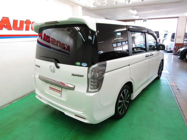 ステップワゴンスパーダ Ｚ　クールスピリット　ワンオーナー　ＥＴＣ　９インチナビ　フルセグ　ＣＤ　ＤＶＤ　バックカメラ　Ａストップ　クルコン　Ｐシフト　スマートキー　Ｐスタート　オートライト　ＨＩＤ　フォグ　両側電動ドア　ハーフレザー　１７アルミ（7枚目）