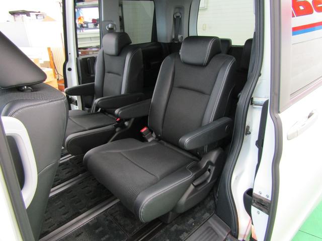 ステップワゴンスパーダ Ｚ　クールスピリット　ワンオーナー　ＥＴＣ　９インチナビ　フルセグ　ＣＤ　ＤＶＤ　バックカメラ　Ａストップ　クルコン　Ｐシフト　スマートキー　Ｐスタート　オートライト　ＨＩＤ　フォグ　両側電動ドア　ハーフレザー　１７アルミ（40枚目）