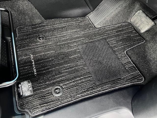 アルファードハイブリッド S タイプゴールドIII サンルーフ 純正DA デジタルインナーミラー BSM ETC バックカメラ 3眼LED 寒冷地仕様 スペアタイヤ 1500W給電 パワーバックドア 両側パワースライド 純正マット ワンオーナー(29枚目)