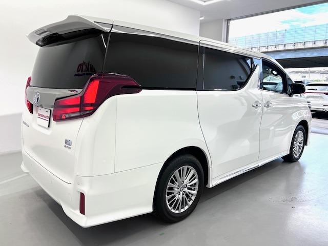 アルファードハイブリッド S タイプゴールドIII サンルーフ 純正DA デジタルインナーミラー BSM ETC バックカメラ 3眼LED 寒冷地仕様 スペアタイヤ 1500W給電 パワーバックドア 両側パワースライド 純正マット ワンオーナー(46枚目)