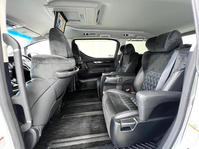 ヴェルファイア ３．５ＺＡ　Ｇエディション　ＪＢＬ　メーカーナビ　全方位モニター　リヤエンターテイメント　ＥＴＣ　衝突軽減ブレーキ　両側電動スライド　パワーバックドア　前後ドライブレコーダー　ＵＳＢ・ＨＤＭＩ　スペアタイヤ　ワンオーナー（40枚目）