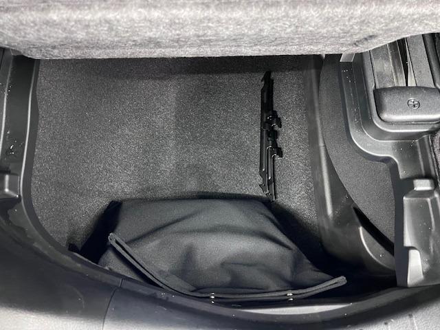 ヴェルファイア ３．５ＺＡ　Ｇエディション　ＪＢＬ　メーカーナビ　全方位モニター　リヤエンターテイメント　ＥＴＣ　衝突軽減ブレーキ　両側電動スライド　パワーバックドア　前後ドライブレコーダー　ＵＳＢ・ＨＤＭＩ　スペアタイヤ　ワンオーナー（44枚目）