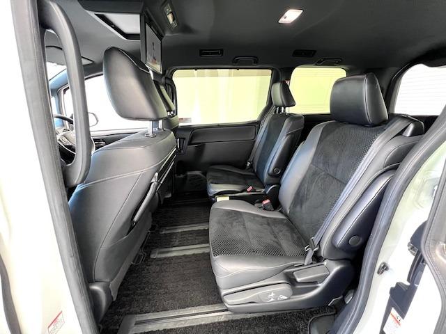 ヴォクシー ハイブリッドＺＳ　煌ＩＩＩ　ＭＯＤＥＬＬＩＳＴＡエアロ　シグネチャーイルミ　純正１０型ナビ　１２．１型後席モニター　シートヒーター　ＥＴＣ　衝突軽減ブレーキ　両側パワースライド　純正フロアマット・バイザー　ハーフレザー（34枚目）