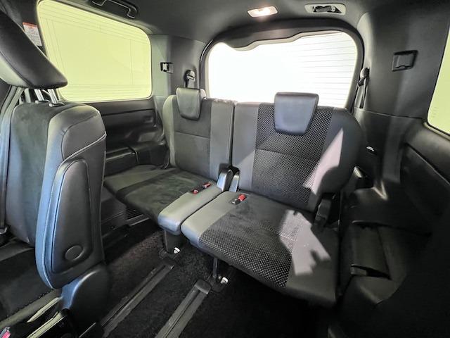 ヴォクシー ハイブリッドＺＳ　煌ＩＩＩ　ＭＯＤＥＬＬＩＳＴＡエアロ　シグネチャーイルミ　純正１０型ナビ　１２．１型後席モニター　シートヒーター　ＥＴＣ　衝突軽減ブレーキ　両側パワースライド　純正フロアマット・バイザー　ハーフレザー（35枚目）