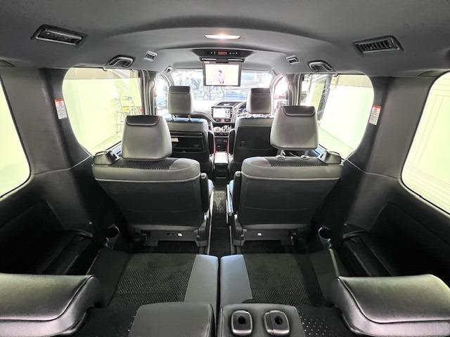 ヴォクシー ハイブリッドＺＳ　煌ＩＩＩ　ＭＯＤＥＬＬＩＳＴＡエアロ　シグネチャーイルミ　純正１０型ナビ　１２．１型後席モニター　シートヒーター　ＥＴＣ　衝突軽減ブレーキ　両側パワースライド　純正フロアマット・バイザー　ハーフレザー（37枚目）