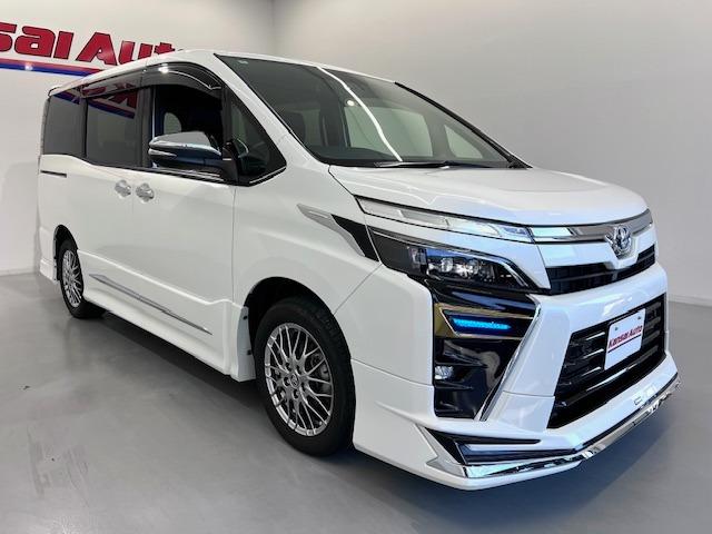 ヴォクシー ハイブリッドＺＳ　煌ＩＩＩ　ＭＯＤＥＬＬＩＳＴＡエアロ　シグネチャーイルミ　純正１０型ナビ　１２．１型後席モニター　シートヒーター　ＥＴＣ　衝突軽減ブレーキ　両側パワースライド　純正フロアマット・バイザー　ハーフレザー（40枚目）