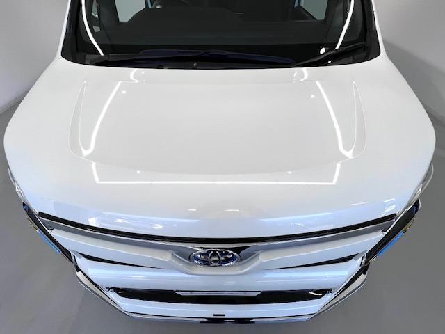 ヴォクシー ハイブリッドＺＳ　煌ＩＩＩ　ＭＯＤＥＬＬＩＳＴＡエアロ　シグネチャーイルミ　純正１０型ナビ　１２．１型後席モニター　シートヒーター　ＥＴＣ　衝突軽減ブレーキ　両側パワースライド　純正フロアマット・バイザー　ハーフレザー（51枚目）