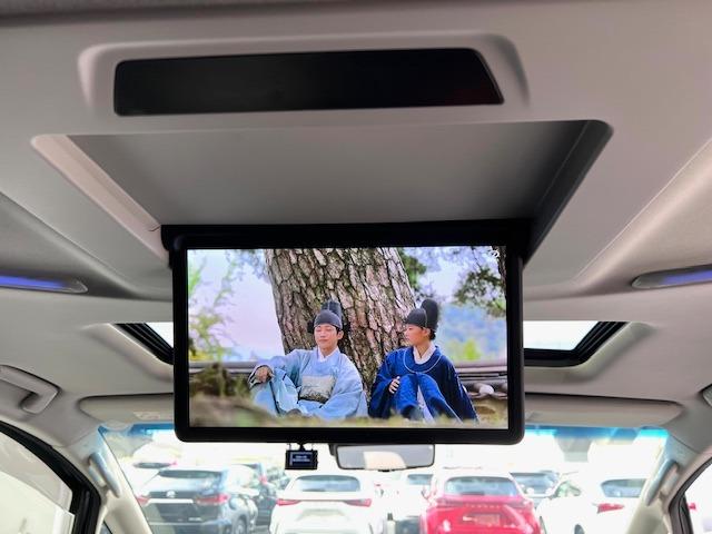 アルファード ２．５Ｓ　Ｃパッケージ　ＪＢＬ　全方位モニター　リヤエンタ　サンルーフ　デジタルミラー　ＢＳＭ　ＥＴＣ２．０　ＭＯＤＥＬＬＩＳＴＡエアロ　ＵＳＢ・ＨＤＭＩ　純正フロアマット・バイザー　前後ドライブレコーダー　３眼ＬＥＤ（14枚目）