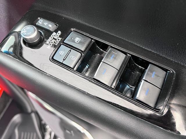 アルファード ２．５Ｓ　Ｃパッケージ　ＪＢＬ　全方位モニター　リヤエンタ　サンルーフ　デジタルミラー　ＢＳＭ　ＥＴＣ２．０　ＭＯＤＥＬＬＩＳＴＡエアロ　ＵＳＢ・ＨＤＭＩ　純正フロアマット・バイザー　前後ドライブレコーダー　３眼ＬＥＤ（38枚目）