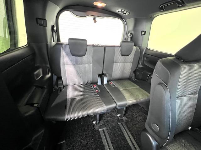 ヴォクシー ＺＳ　煌ＩＩ　ＭＯＤＥＬＬＩＳＴＡエアロ　純正１０型ナビ　バックモニター　ＥＴＣ　フルセグ　Ｂｌｕｅｔｏｏｔｈ　両側電動スライド　衝突軽減　前後ドラレコ　コーナーセンサ　後席オートＡ／Ｃ　純正フロアマット・バイザー（6枚目）