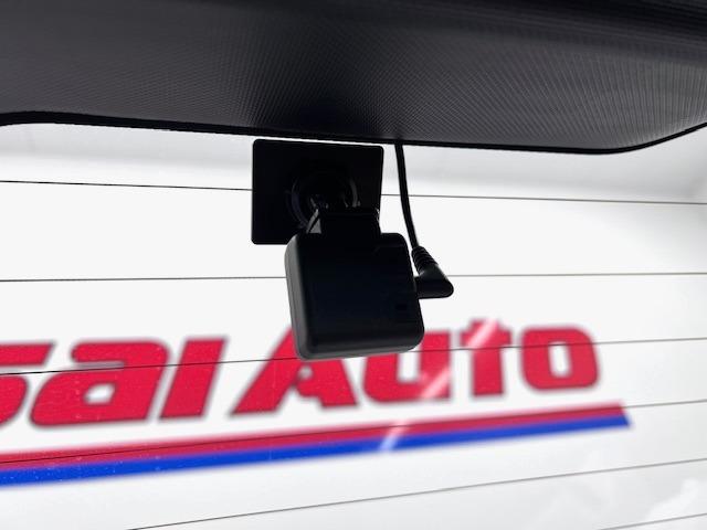 ヴォクシー ＺＳ　煌ＩＩ　ＭＯＤＥＬＬＩＳＴＡエアロ　純正１０型ナビ　バックモニター　ＥＴＣ　フルセグ　Ｂｌｕｅｔｏｏｔｈ　両側電動スライド　衝突軽減　前後ドラレコ　コーナーセンサ　後席オートＡ／Ｃ　純正フロアマット・バイザー（14枚目）