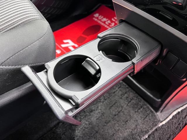 ヴォクシー ＺＳ　煌ＩＩ　ＭＯＤＥＬＬＩＳＴＡエアロ　純正１０型ナビ　バックモニター　ＥＴＣ　フルセグ　Ｂｌｕｅｔｏｏｔｈ　両側電動スライド　衝突軽減　前後ドラレコ　コーナーセンサ　後席オートＡ／Ｃ　純正フロアマット・バイザー（28枚目）