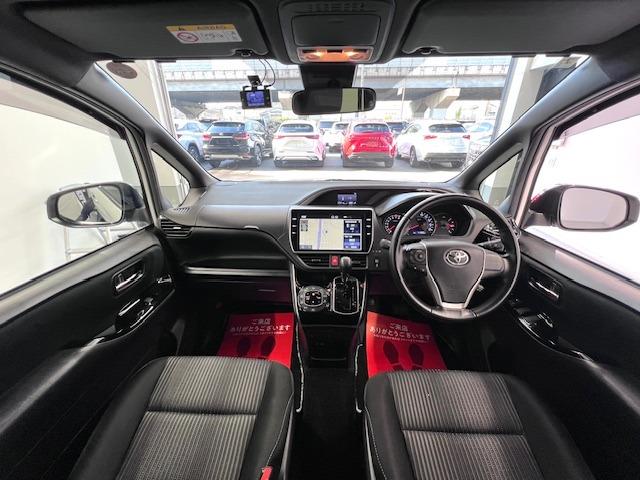 ヴォクシー ＺＳ　煌ＩＩ　ＭＯＤＥＬＬＩＳＴＡエアロ　純正１０型ナビ　バックモニター　ＥＴＣ　フルセグ　Ｂｌｕｅｔｏｏｔｈ　両側電動スライド　衝突軽減　前後ドラレコ　コーナーセンサ　後席オートＡ／Ｃ　純正フロアマット・バイザー（33枚目）
