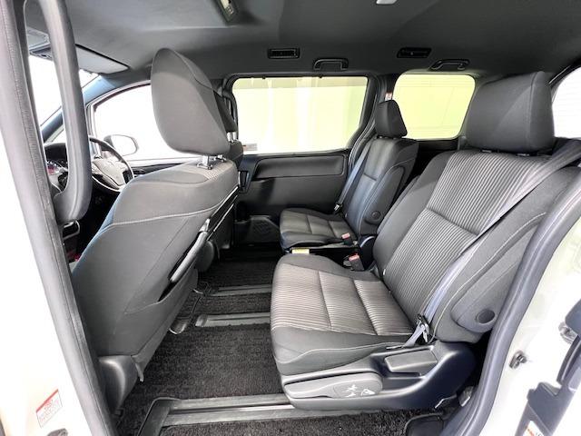 ヴォクシー ＺＳ　煌ＩＩ　ＭＯＤＥＬＬＩＳＴＡエアロ　純正１０型ナビ　バックモニター　ＥＴＣ　フルセグ　Ｂｌｕｅｔｏｏｔｈ　両側電動スライド　衝突軽減　前後ドラレコ　コーナーセンサ　後席オートＡ／Ｃ　純正フロアマット・バイザー（36枚目）