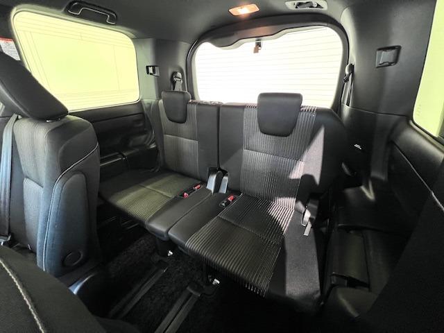 ヴォクシー ＺＳ　煌ＩＩ　ＭＯＤＥＬＬＩＳＴＡエアロ　純正１０型ナビ　バックモニター　ＥＴＣ　フルセグ　Ｂｌｕｅｔｏｏｔｈ　両側電動スライド　衝突軽減　前後ドラレコ　コーナーセンサ　後席オートＡ／Ｃ　純正フロアマット・バイザー（37枚目）