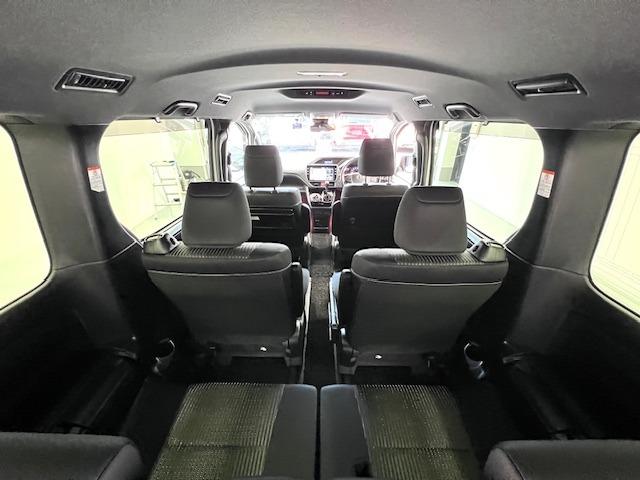 ヴォクシー ＺＳ　煌ＩＩ　ＭＯＤＥＬＬＩＳＴＡエアロ　純正１０型ナビ　バックモニター　ＥＴＣ　フルセグ　Ｂｌｕｅｔｏｏｔｈ　両側電動スライド　衝突軽減　前後ドラレコ　コーナーセンサ　後席オートＡ／Ｃ　純正フロアマット・バイザー（39枚目）