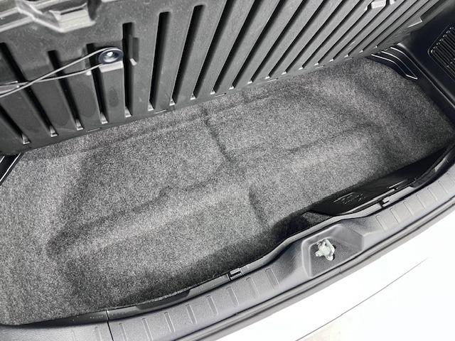 ヴォクシー ＺＳ　煌ＩＩ　ＭＯＤＥＬＬＩＳＴＡエアロ　純正１０型ナビ　バックモニター　ＥＴＣ　フルセグ　Ｂｌｕｅｔｏｏｔｈ　両側電動スライド　衝突軽減　前後ドラレコ　コーナーセンサ　後席オートＡ／Ｃ　純正フロアマット・バイザー（40枚目）