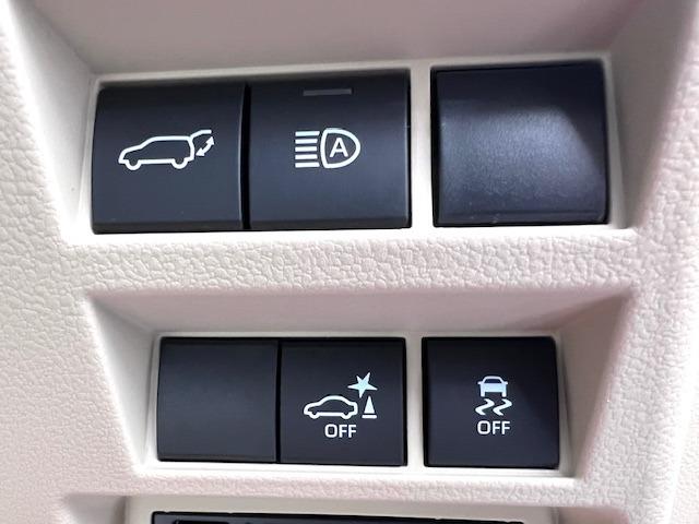 ランドクルーザー ＺＸ　ＪＢＬ　リヤエンタ　電動リヤデフ　寒冷地仕様　空気圧センサ　ＭＯＰルーフレール　ＭＯＤＥＬＬＩＳＴＡエアロ　マイナーチェンジ型　純正フロアマット　登録済未使用車　ＥＴＣ２．０　ＢＳＭ　ＨＵＤ　ＨＤＭＩ（26枚目）