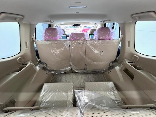 ランドクルーザー ＺＸ　ＪＢＬ　リヤエンタ　電動リヤデフ　寒冷地仕様　空気圧センサ　ＭＯＰルーフレール　ＭＯＤＥＬＬＩＳＴＡエアロ　マイナーチェンジ型　純正フロアマット　登録済未使用車　ＥＴＣ２．０　ＢＳＭ　ＨＵＤ　ＨＤＭＩ（47枚目）