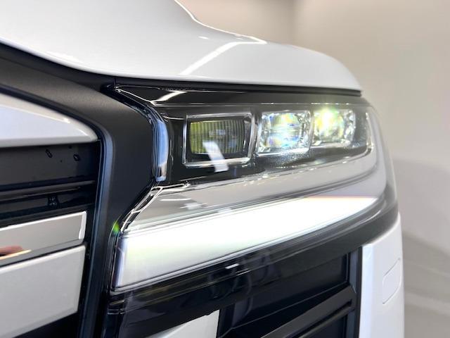 ランドクルーザー ＺＸ　ＪＢＬ　リヤエンタ　電動リヤデフ　寒冷地仕様　空気圧センサ　ＭＯＰルーフレール　ＭＯＤＥＬＬＩＳＴＡエアロ　マイナーチェンジ型　純正フロアマット　登録済未使用車　ＥＴＣ２．０　ＢＳＭ　ＨＵＤ　ＨＤＭＩ（57枚目）