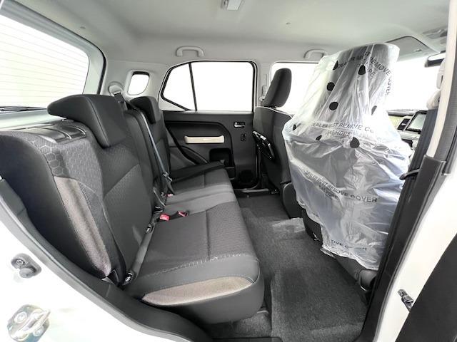 クロスビー ハイブリッドＭＺ　登録済未使用車　純正８型ナビ　全方位モニター　フルセグＴＶ　Ｂｌｕｅｔｏｏｔｈ　ＵＳＢ　フルセグ　衝突軽減ブレーキ　コーナーソナー　シートヒーター　アダプティブクルーズコントロール　ＬＥＤヘッドライト（5枚目）