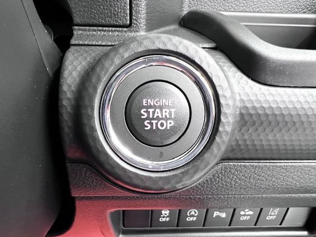 クロスビー ハイブリッドＭＺ　登録済未使用車　純正８型ナビ　全方位モニター　フルセグＴＶ　Ｂｌｕｅｔｏｏｔｈ　ＵＳＢ　フルセグ　衝突軽減ブレーキ　コーナーソナー　シートヒーター　アダプティブクルーズコントロール　ＬＥＤヘッドライト（23枚目）