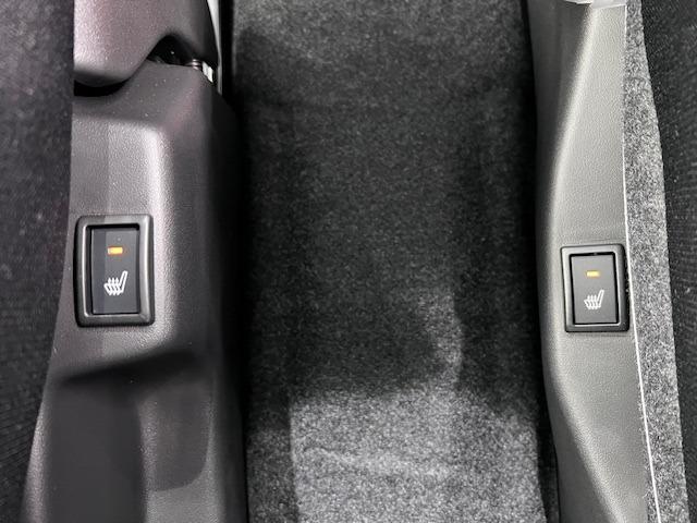 クロスビー ハイブリッドＭＺ　登録済未使用車　純正８型ナビ　全方位モニター　フルセグＴＶ　Ｂｌｕｅｔｏｏｔｈ　ＵＳＢ　フルセグ　衝突軽減ブレーキ　コーナーソナー　シートヒーター　アダプティブクルーズコントロール　ＬＥＤヘッドライト（24枚目）