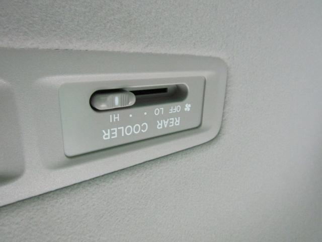 ヴォクシー ZS 煌 SDナビ ワンセグ DVD バックカメラ 両側電動ドア スマートキー Pスタート 16アルミ チルトステア ステアスイッチ オートライト HID フォグ シートリフター リアワイパー オートエアコン(30枚目)