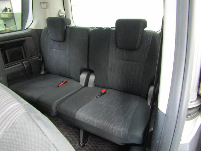 ヴォクシー ZS 煌 SDナビ ワンセグ DVD バックカメラ 両側電動ドア スマートキー Pスタート 16アルミ チルトステア ステアスイッチ オートライト HID フォグ シートリフター リアワイパー オートエアコン(39枚目)