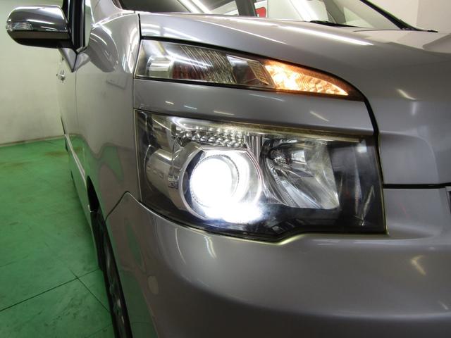 ヴォクシー ZS 煌 SDナビ ワンセグ DVD バックカメラ 両側電動ドア スマートキー Pスタート 16アルミ チルトステア ステアスイッチ オートライト HID フォグ シートリフター リアワイパー オートエアコン(44枚目)