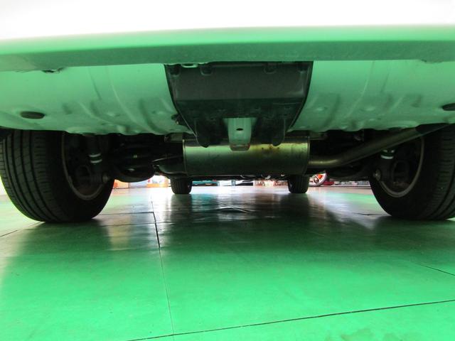 ヴォクシー ZS 煌 SDナビ ワンセグ DVD バックカメラ 両側電動ドア スマートキー Pスタート 16アルミ チルトステア ステアスイッチ オートライト HID フォグ シートリフター リアワイパー オートエアコン(57枚目)